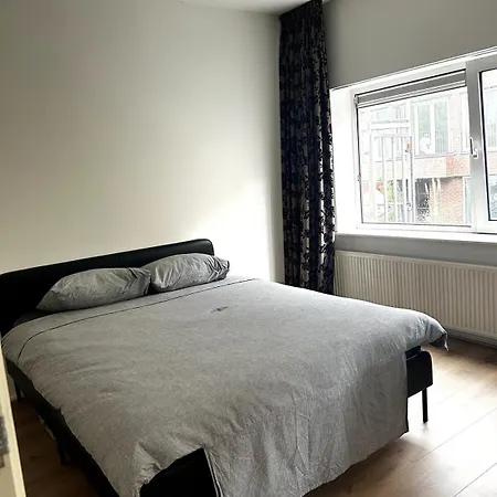 Apartament In West *