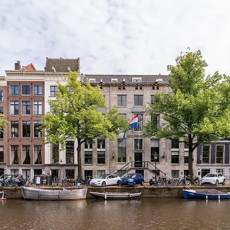 Beautiful & Well-located Canal Apartament *