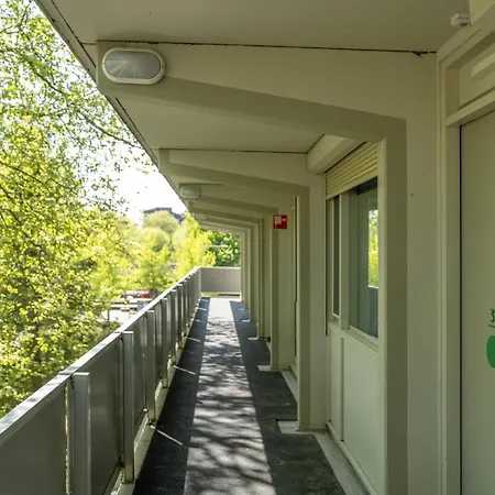 Отель Campanile & Restaurant Zuid-oost 3*