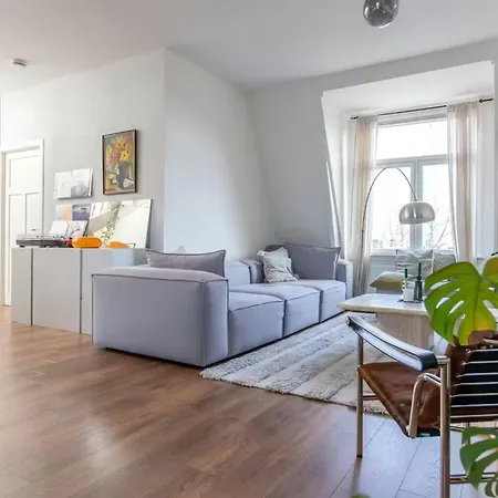 Cozy 2 Bedrooms - Check Profile * 암스테르담