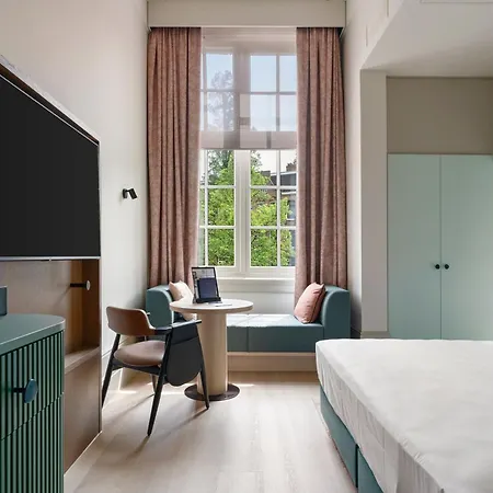 The College Amsterdam, Autograph Collection Hotel 5*