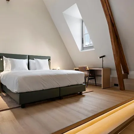 Hotel The College Amsterdam, Autograph Collection 5*