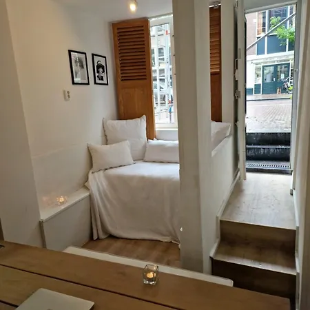 Appartement New In The Heart Of Amsterdam