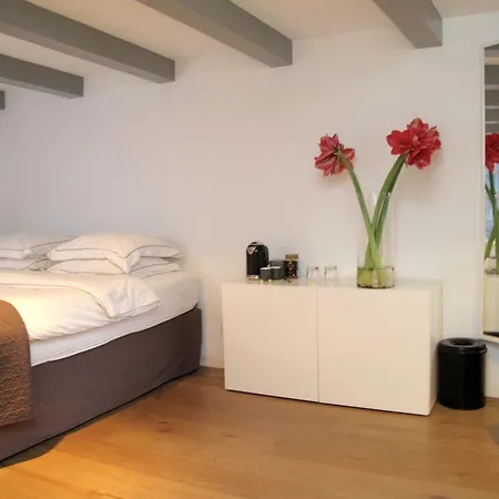 Sleep In Amsterdam