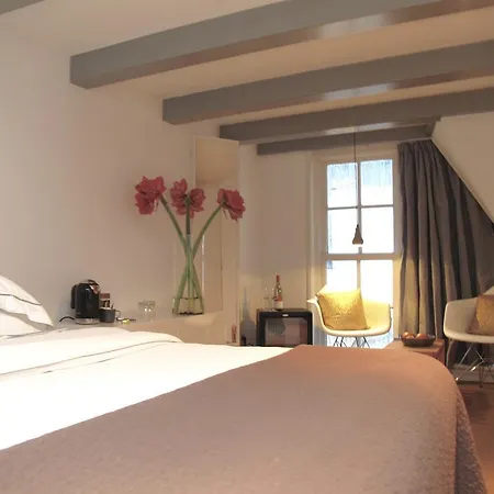 Bed & Breakfast Sleep In Amsterdam
