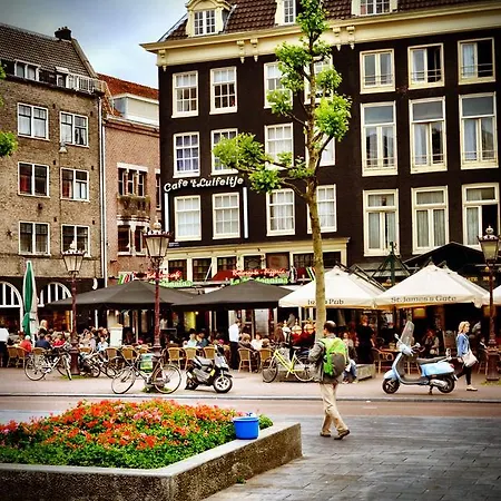 Bed & Breakfast Sleep In Amsterdam