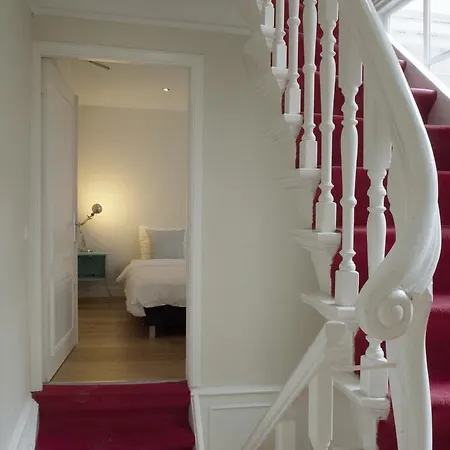 Bed & Breakfast Canal 2*
