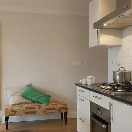 Bed & Breakfast Canal 2*