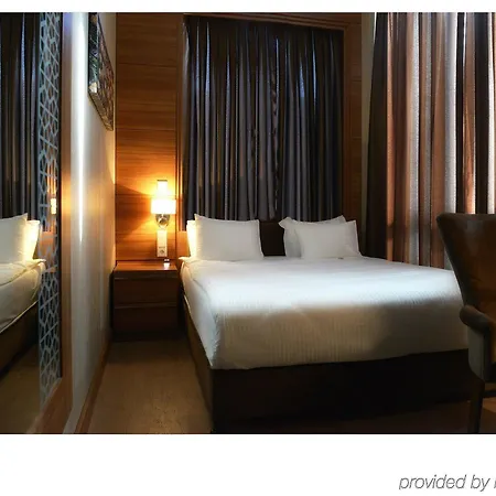 Grand Downtown 4*