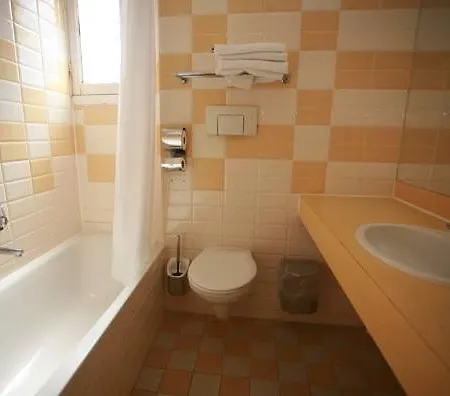 Отель Budget Dam