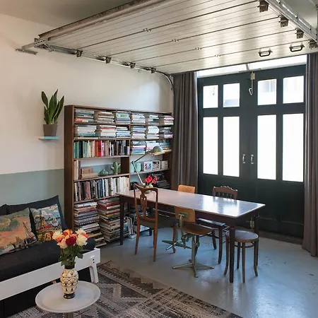 Authentic West Bed & Breakfast Amsterdam