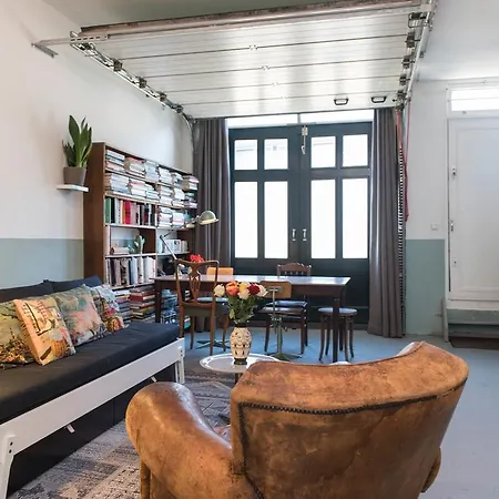 Authentic West 3*