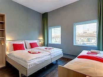 Otel Meininger West 2*