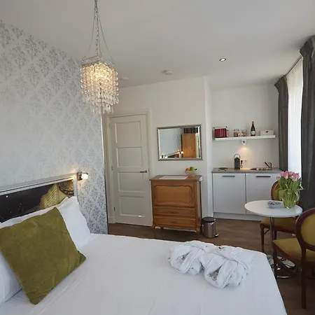 Bed & Breakfast Helmers