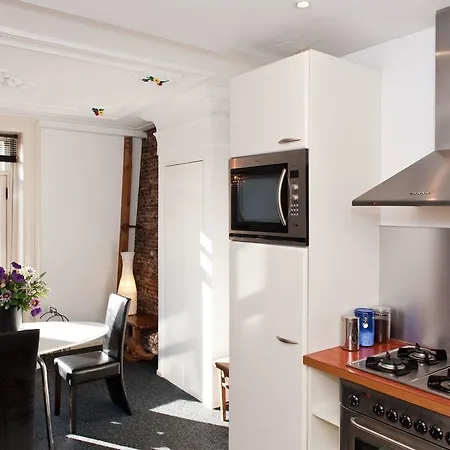 Bed and breakfast Canal 3*
