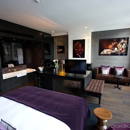 Canal House Hotel 4*