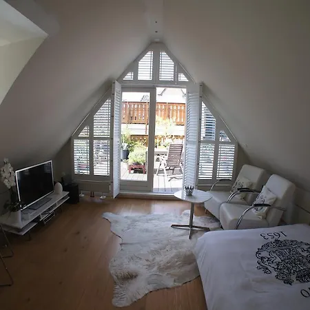 Bed & Breakfast On The Roof