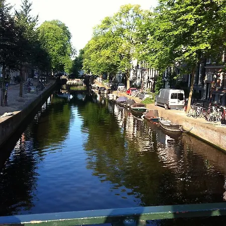 Hostel Downtown Canal View Amsterdam