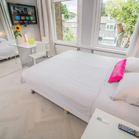 Hotel Amstel Corner 3*