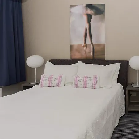 Bed and Breakfast House No 7