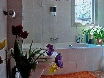 Hotell Phildutch Houseboat