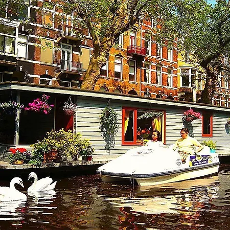 Phildutch Houseboat Amsterdam