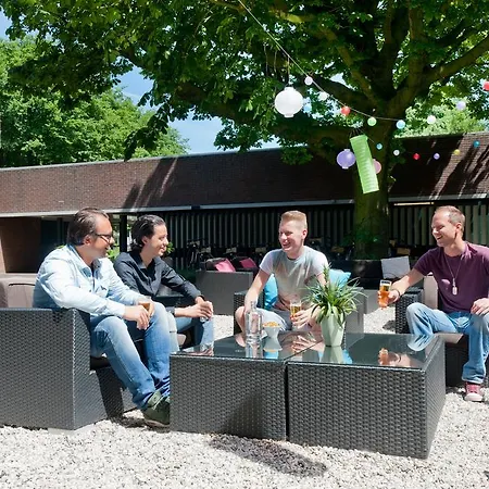 Hotel Tropen 3*