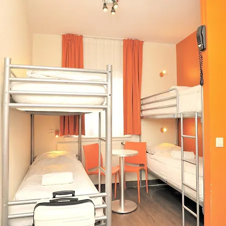 Tourist One 2* Amsterdam