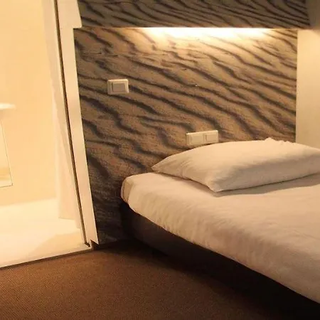 מלון Ibis Styles Station 3*