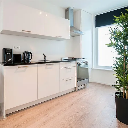 Sarphatipark Apartments *