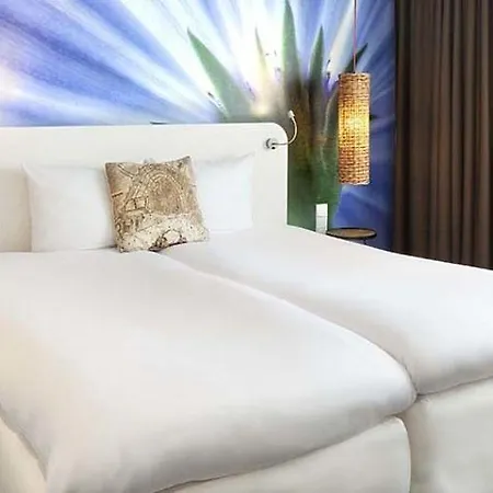 Conscious Vondelpark Hotel 3*