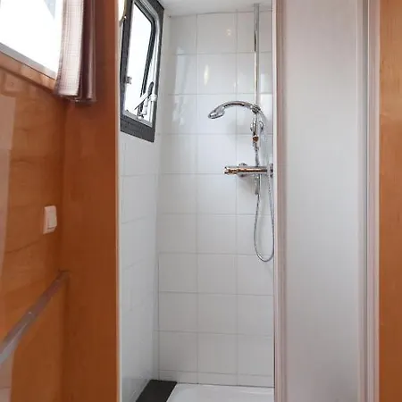 Bed and breakfast Houseboat Ms 3 Gebroeders Ámsterdam