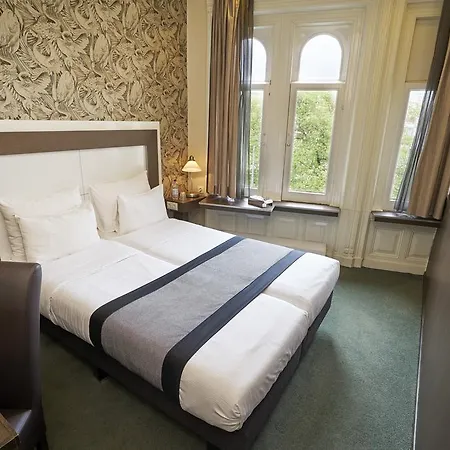 Hotel The Bird 3*