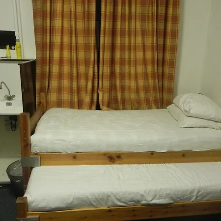 Hotel Crown Hotel