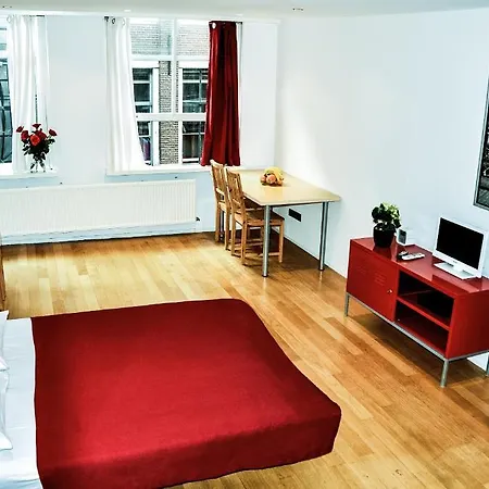 Red Light Studio Apartment Amsterdam