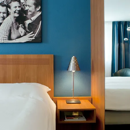 Hotel Inntel Centre 4*