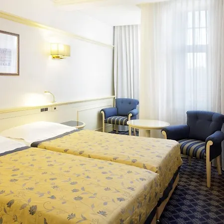 Hotel Nh Collection Flower Market Amsterdam