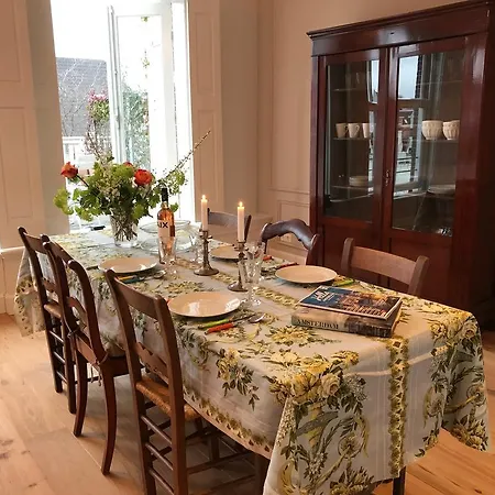 Grand Max Bed & Breakfast