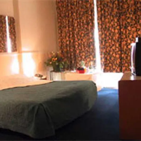 Delta City Center Hotel