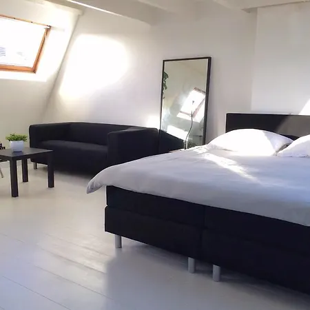New Bright Studio Bed & Breakfast Amsterdam
