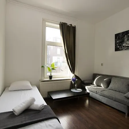 Bilderdijkstraat Bed & Breakfast Amsterdam