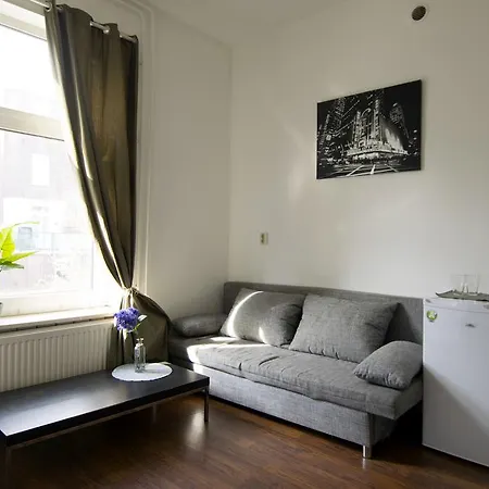Bed & Breakfast Bilderdijkstraat
