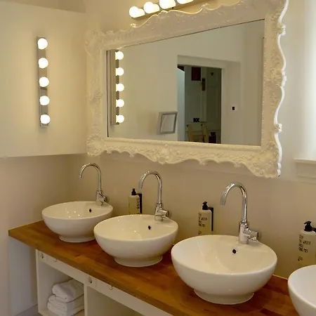 De Bedstee Boutique Capsules (adults Only) Hotel