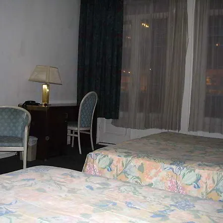 Hotel Gogh