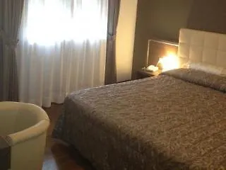 倾城酒店