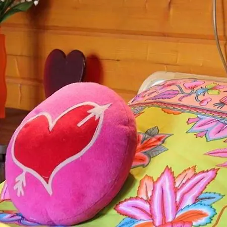 Bed & Breakfast Xaviera's 2*