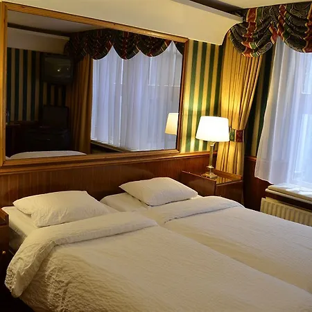 Hotel Rembrandtplein