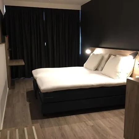 Joy Hotel