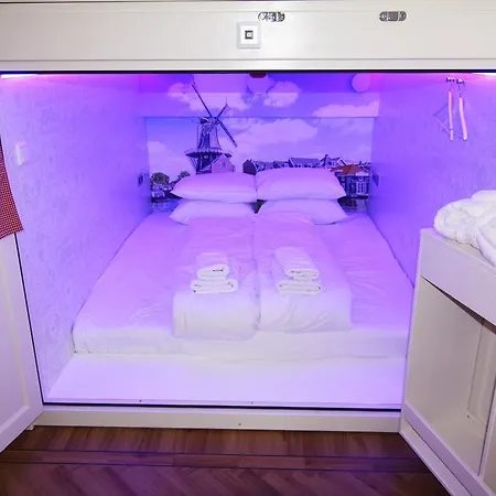 De Bedstee Boutique Capsules (adults Only) 2* Amsterdam