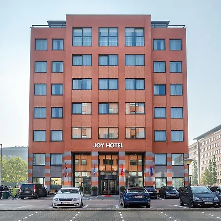 Joy Hotel 3*